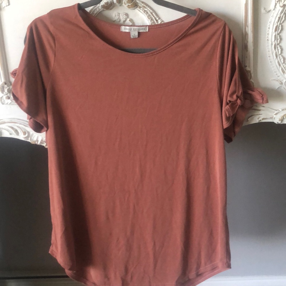 Green Envelope terra cotta shirt